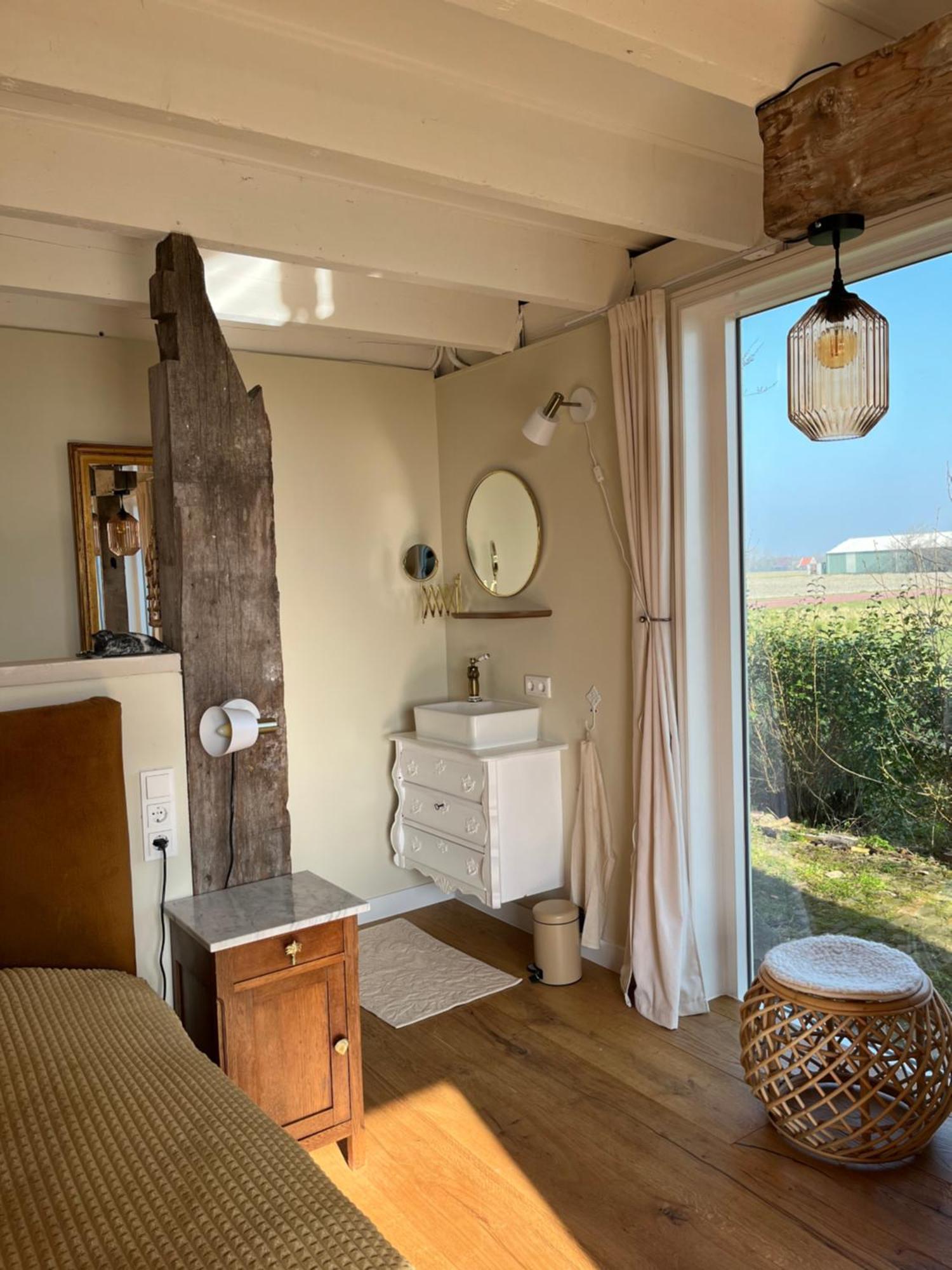 B&B De Vrijbuiter De Cocksdorp  Luaran gambar